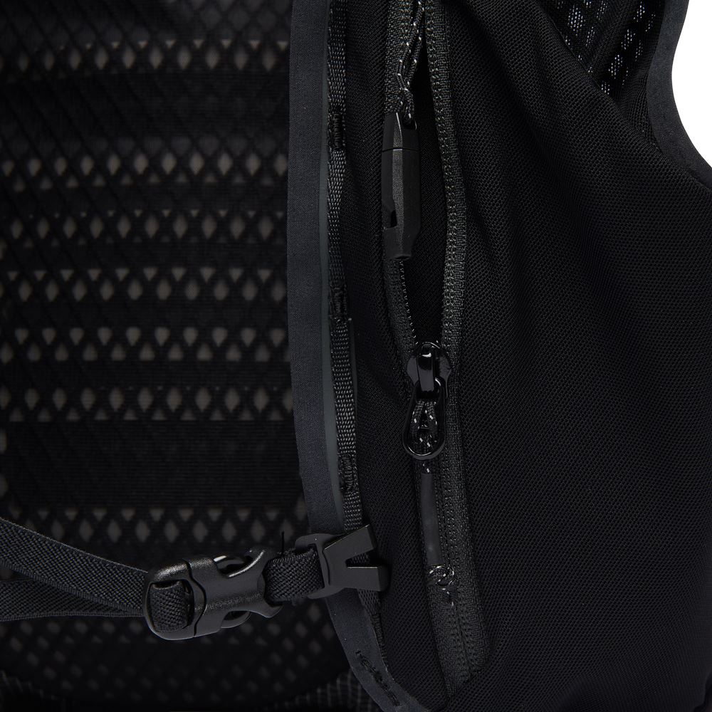 Black Diamond Distance 8 Backpack (Gen 2) (Prior Years) - Image 8