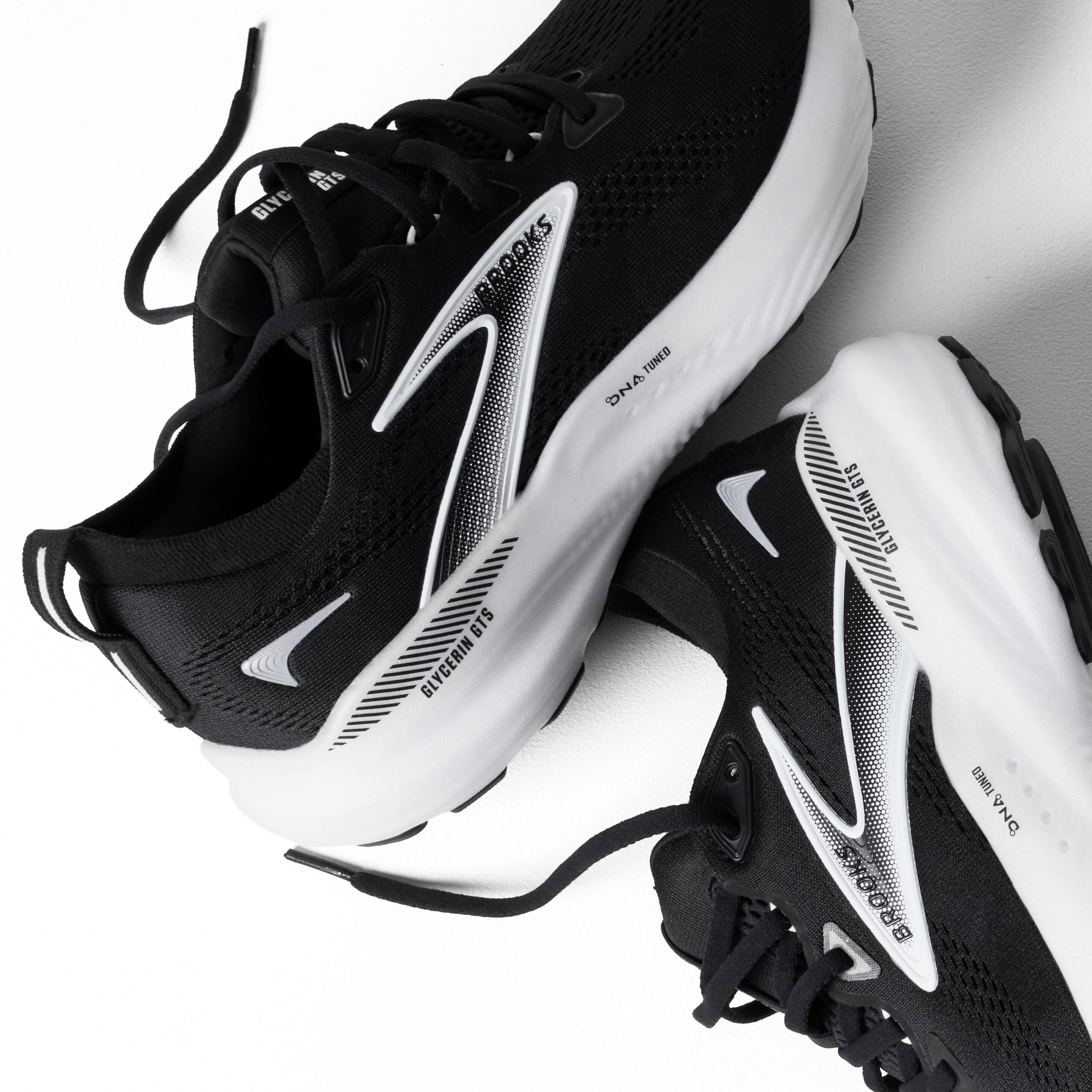 Brooks Men's Glycerin GTS 22 Road Running Shoes - Image 2