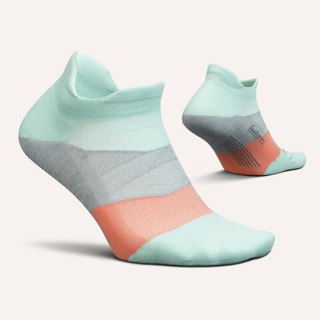 Feetures Elite Max Cushion No Show Tab Socks - Image 3