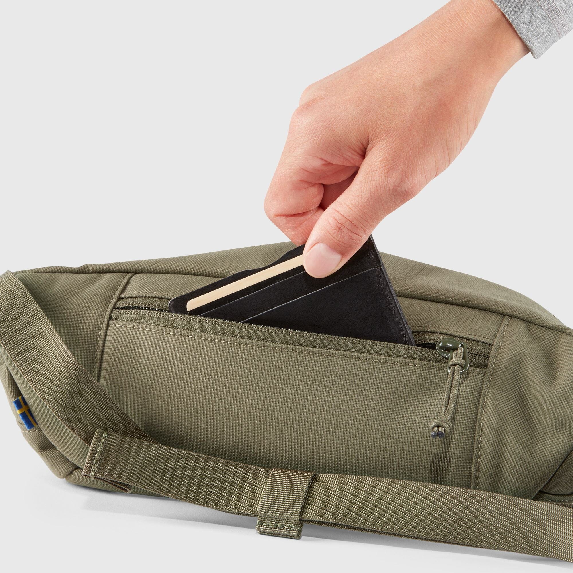 Fjallraven Ulvo Hip Pack Medium - Image 8