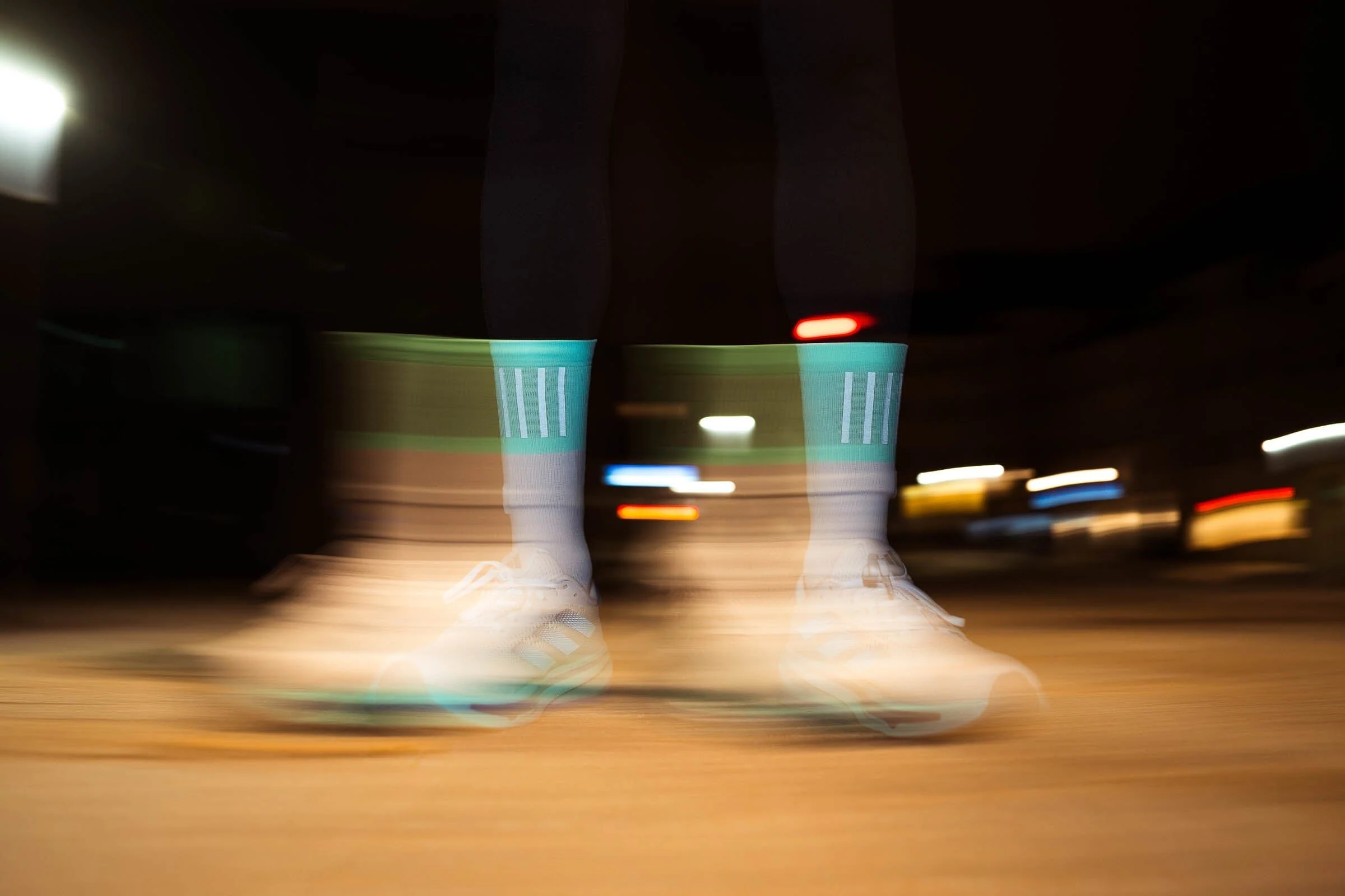 Incylence High-Viz V3 Blue Socks - Image 9