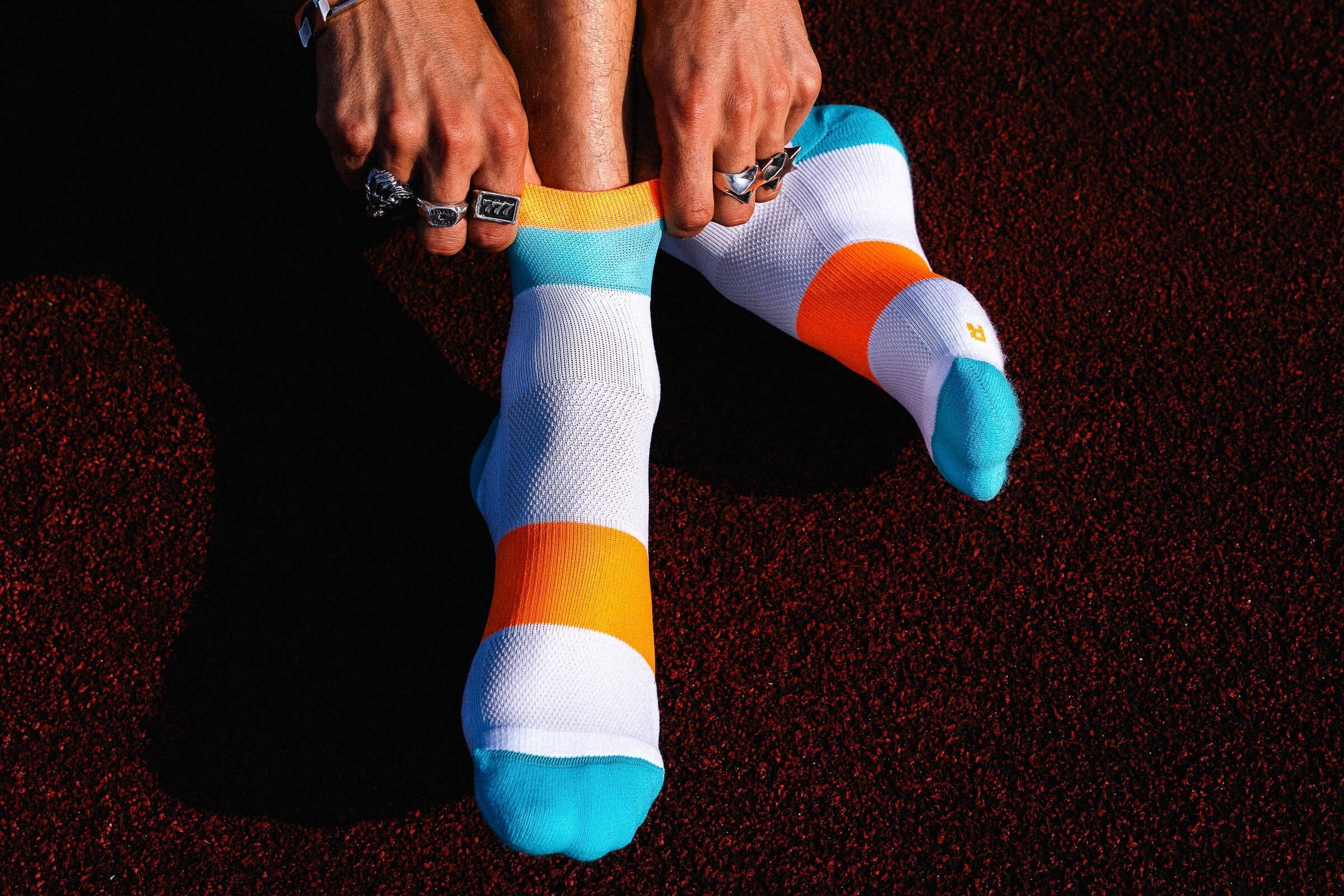 Incylence Running Bands Short Cyan Orange Socks - Image 3