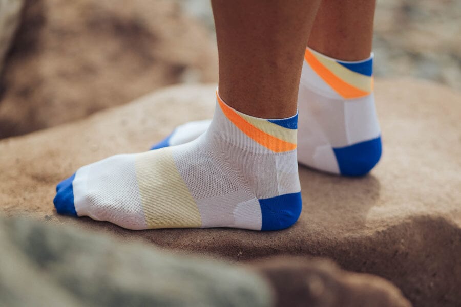 Incylence Ultralight Apex Short Blue Yellow Socks - Image 3