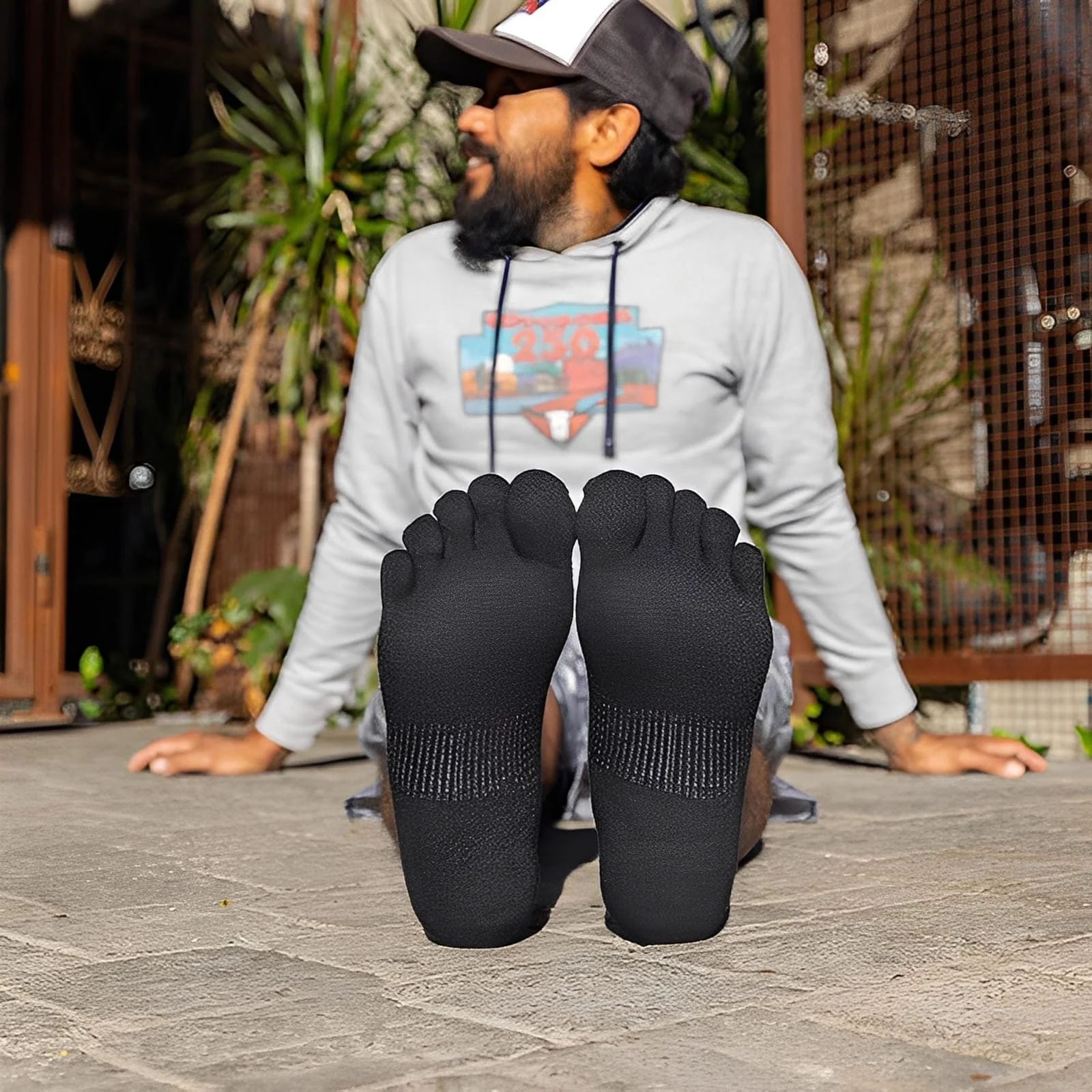 Injinji Run Lightweight No-Show Socks - Image 5