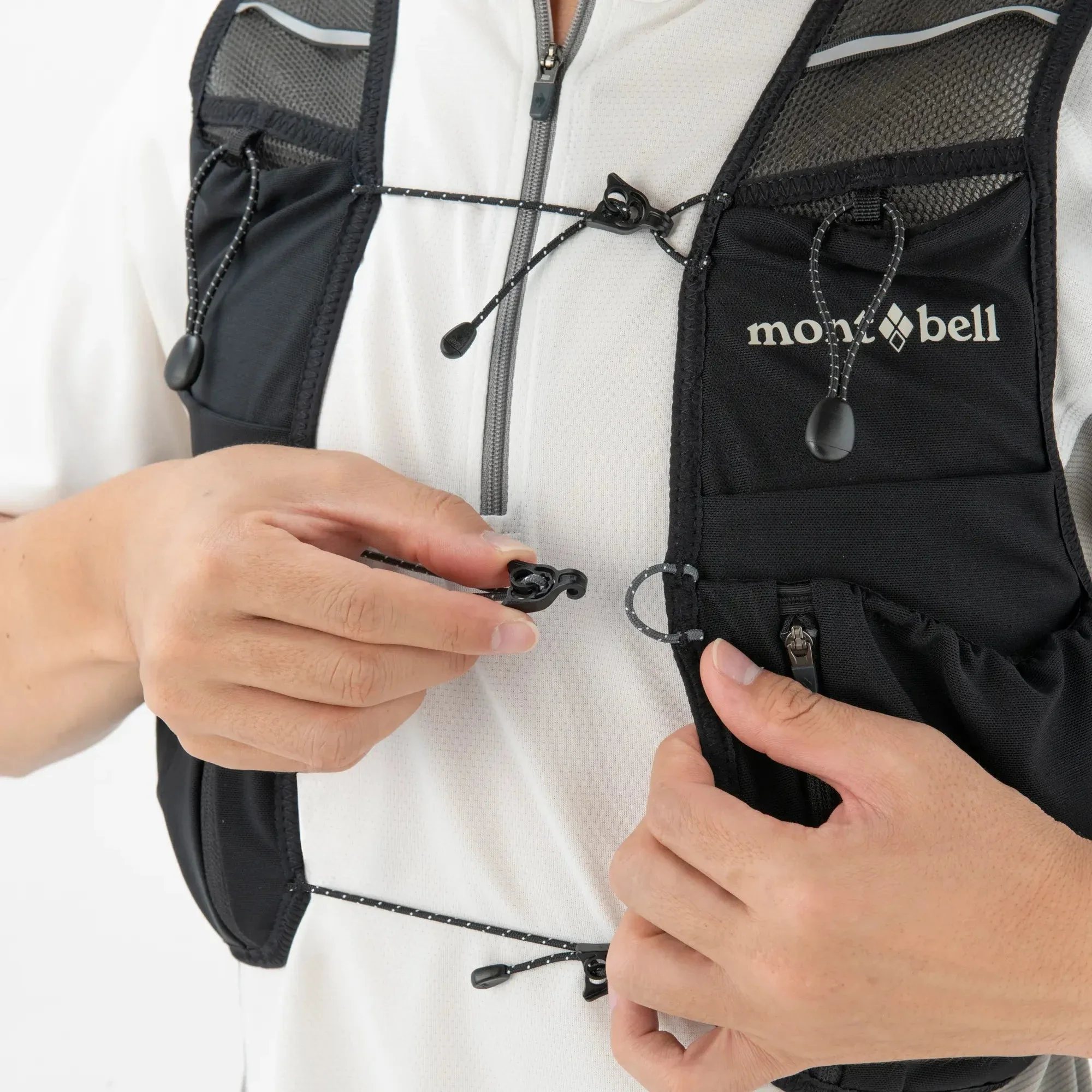 Montbell Cross Runner Vest V2 - Image 9