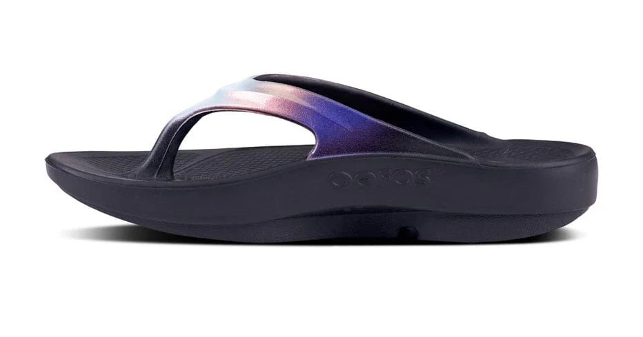 OOFOS Women's OOlala Thong Sandal - Calypso - Image 4