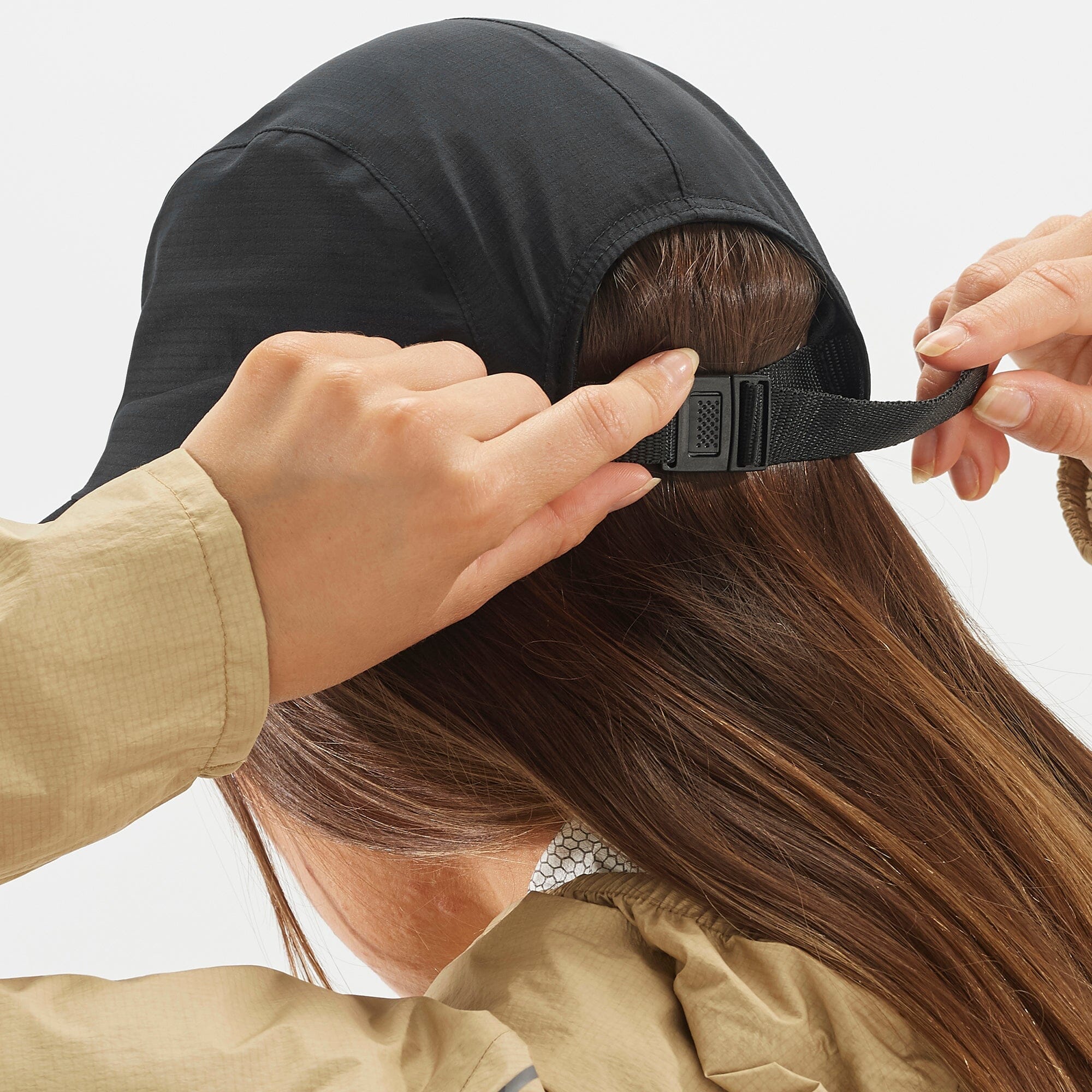 Salomon Bonatti Waterproof Unisex Cap - Image 3