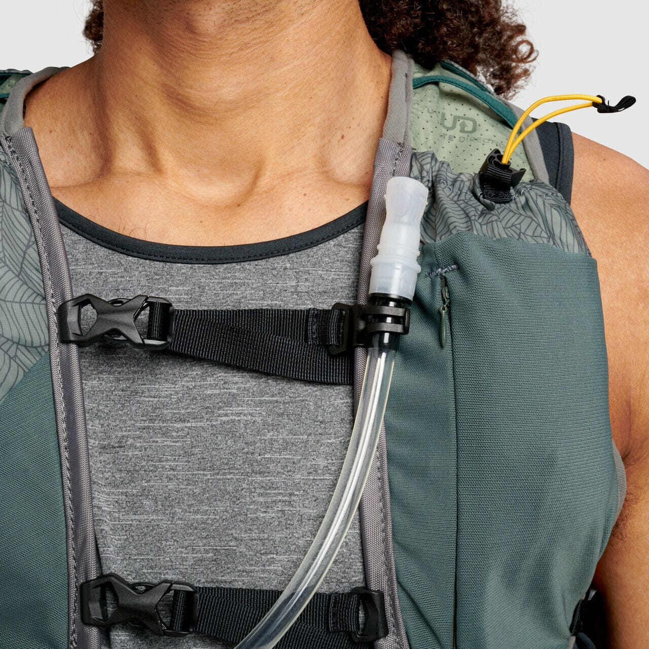 Ultimate Direction Highland Vest Unisex Running Vest - Image 10